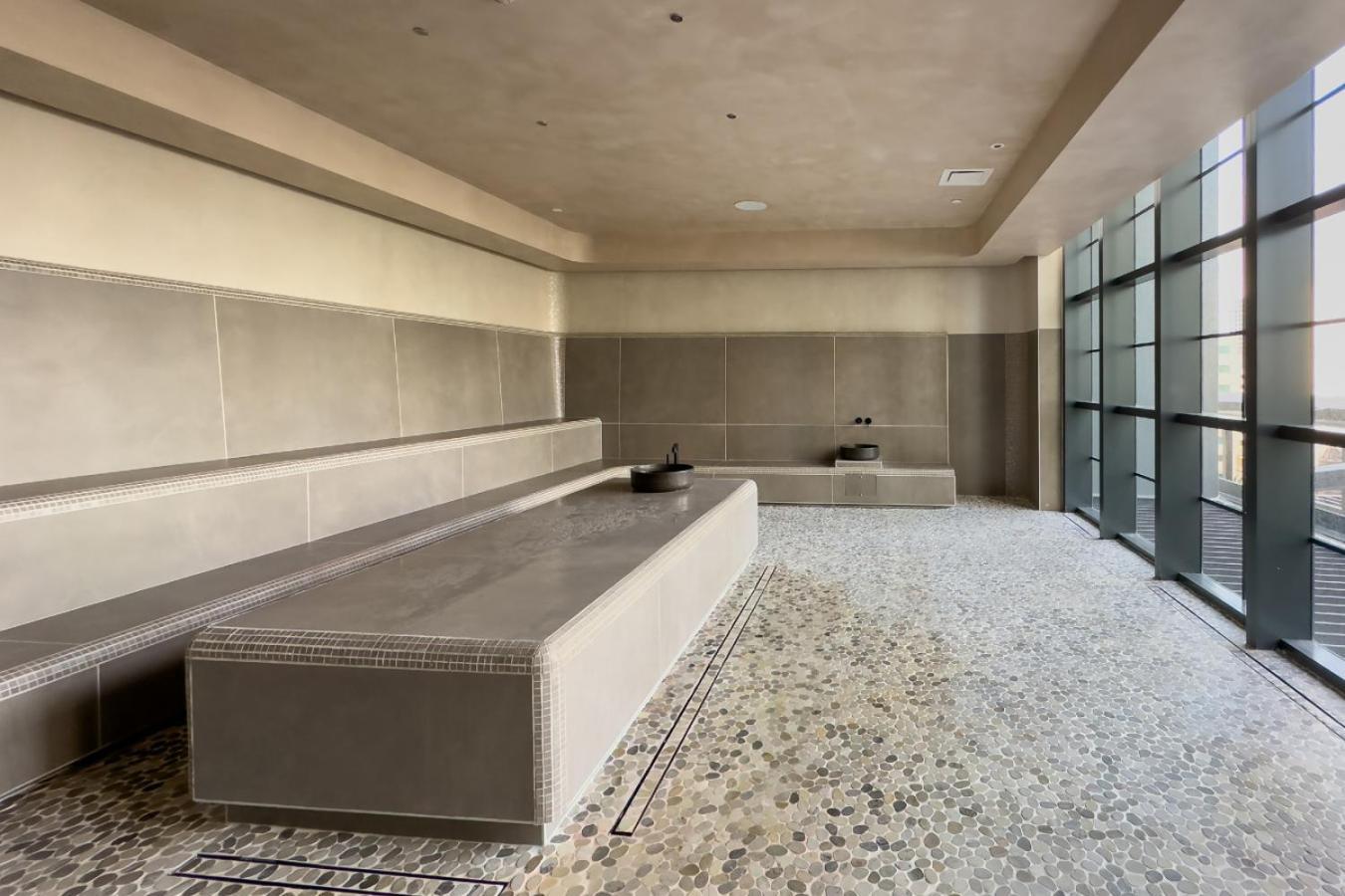 1 Bedroom With Pool And Gym Next To Kaseya Center *