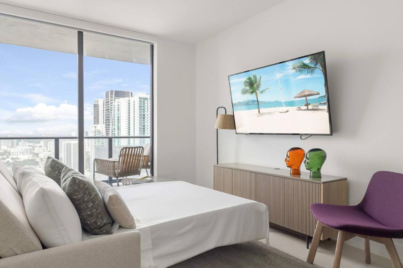 1 Bedroom With Pool And Gym Next To Kaseya Center Miami